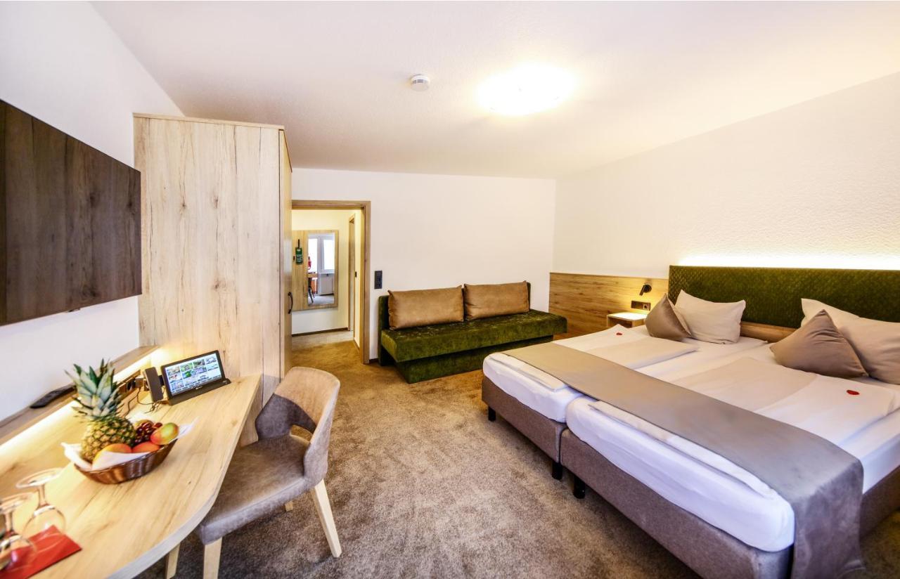Hotel Restaurant Schwoerer Lenzkirch Eksteriør billede