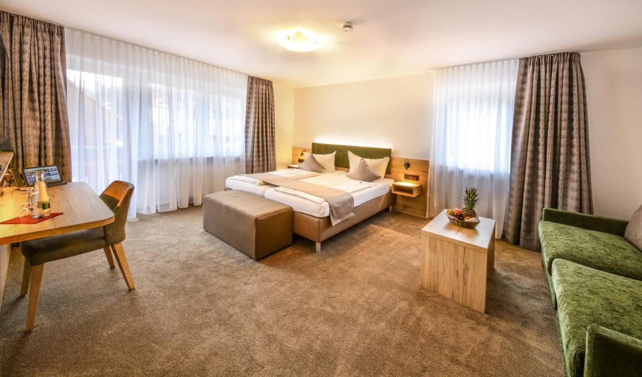 Hotel Restaurant Schwoerer Lenzkirch Eksteriør billede