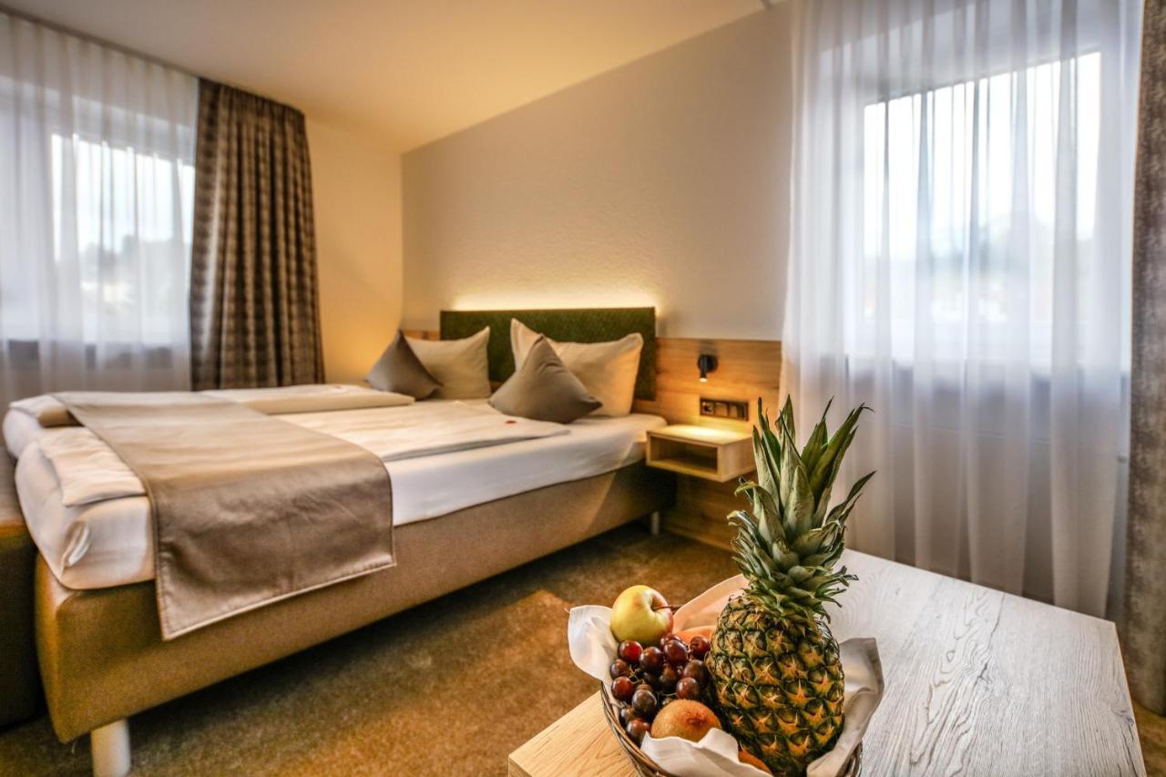 Hotel Restaurant Schwoerer Lenzkirch Eksteriør billede