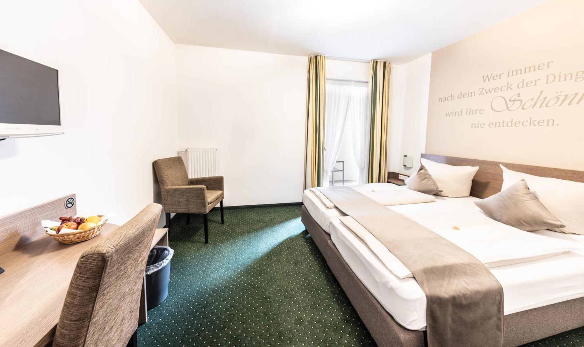 Hotel Restaurant Schwoerer Lenzkirch Eksteriør billede