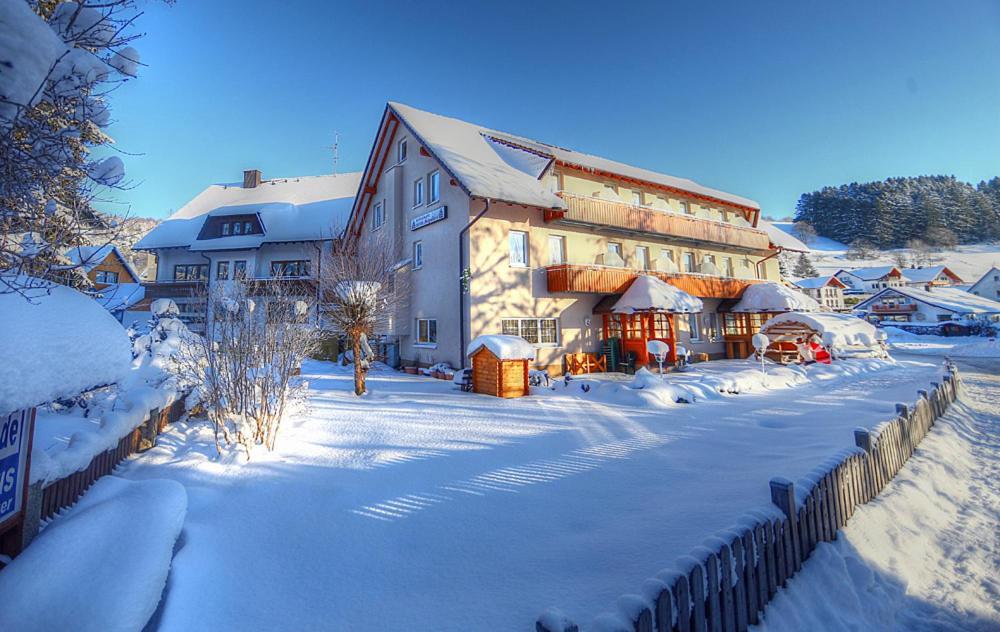 Hotel Restaurant Schwoerer Lenzkirch Eksteriør billede
