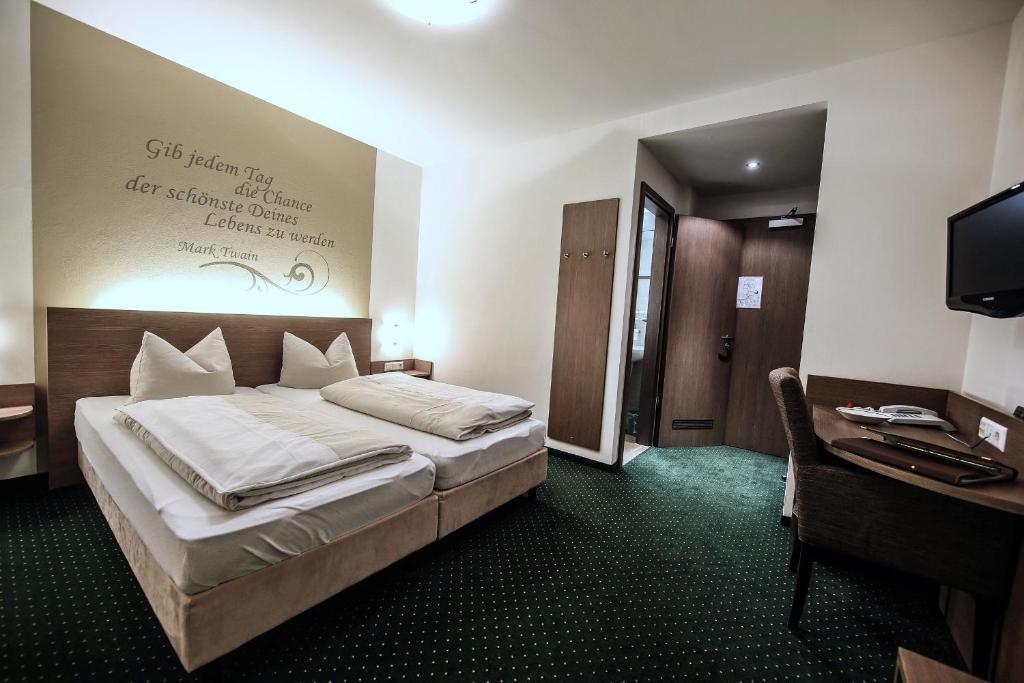 Hotel Restaurant Schwoerer Lenzkirch Værelse billede
