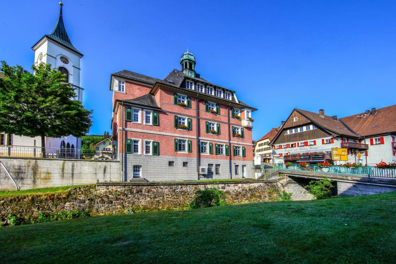 Hotel Restaurant Schwoerer Lenzkirch Eksteriør billede